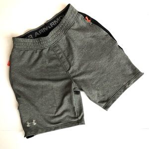 Under Armour Mens Grey Athletic Shorts Cotton Zip Pockets Size Large